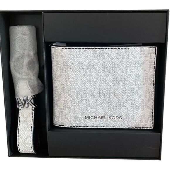 NIB New Michael Kors Bright White Logo Wallet & Keychain Set - Picture 4 of 8
